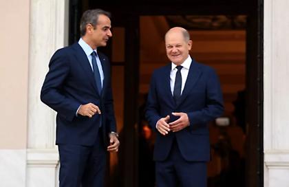 Στο Βερολίνο σήμερα ο Κυριάκος Μητσοτάκης – Συνάντηση με Σολτς και Ούρσουλα φον ντερ Λάιεν