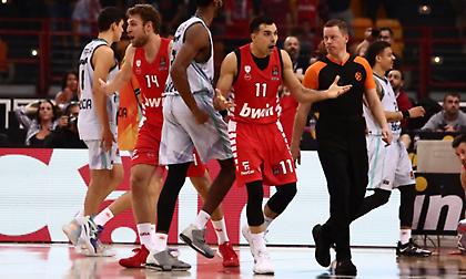 Έγκλημα και… τιμωρία για τον Ολυμπιακό από τη Βαλένθια!