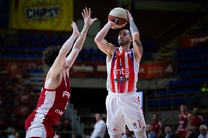 Πρόστιμο 5.000 ευρώ στον Ερυθρό Αστέρα για λεκτική επίθεση προς τους διαιτητές