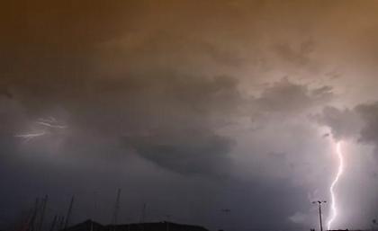 Αναμένεται μήνυμα του 112 και στην Αττική για την Κακοκαιρία «EVA» - Πότε θα εκδηλωθούν τα φαινόμενα