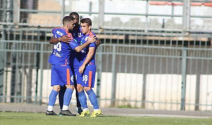 «Γλίτωσαν» στο φινάλε Πανσερραϊκός και Ολυμπιακός Β'