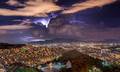 Κακοκαιρία EVA: Έφτασε στην Αττική – Πού αναμένονται έντονα φαινόμενα σήμερα Κυριακή