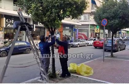 Αγνωστοι στη Λαμία έκλεψαν τα εργαλεία υπαλλήλων του δήμου την ώρα που στόλιζαν για τα Χριστούγεννα