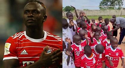 Σπουδαίος Μανέ: Δώρισε πάνω από εκατό φανέλες του σε παιδιά από το χωριό του