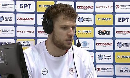 Βεζένκοφ: «Το θέμα μας είναι η άμυνα, κορυφαίος προπονητής στην Ευρώπη ο Ζοτς»