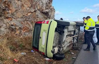 Κρήτη: Τροχαίο ατύχημα με εγκλωβισμό μητέρας και κόρης - Μεταφέρθηκαν στο νοσοκομείο