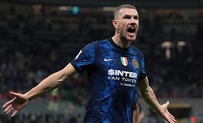 Ρατσιστική επίθεση σε Τζέκο από οπαδούς της Γιουβέντους