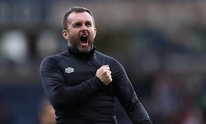 Σαουθάμπτον: Φαβορί ο Νέιθαν Τζόουνς για αντικαταστάτης του Χάζενχουτλ