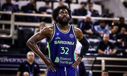 Τέλος ο Ονουάκου από τη Σάσαρι