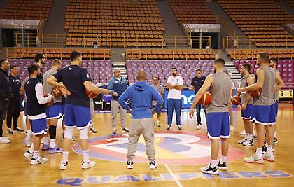 Μανωλόπουλος στους παίκτες: «Μόνο η νίκη υπάρχει! Μεγάλη ευκαιρία για όλους σας»