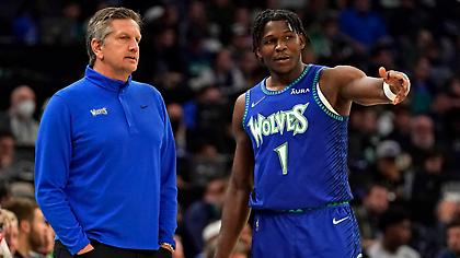 Kρις Φιντς για τους Τίμπεργουλβς: «Τα λάθη που κάνουμε μας σκοτώνουν»