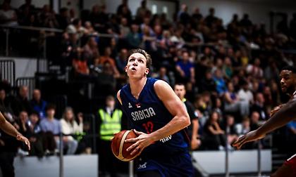 Νίκησε τη Μεγάλη Βρετανία και έφτασε την Ελλάδα η Σερβία