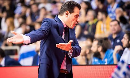 Ιτούδης: «Σήμερα προπονήσαμε μία ομάδα και αύριο μία άλλη, είναι φυσιολογικό αυτό;»