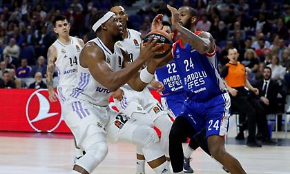 Ρεάλ: Ζημιά στο γόνατο ο Γιαμπουσέλι!