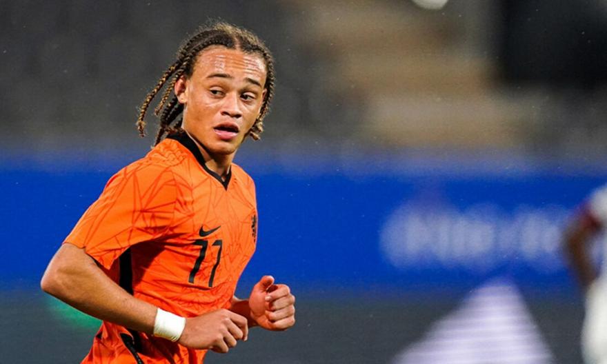 Τσάβι Σίμονς: «Είναι ένα όνειρο που έγινε πραγματικότητα»