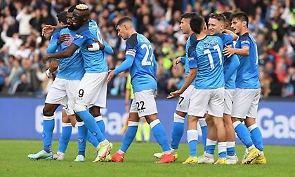 Έκανε τα εύκολα δύσκολα, αλλά έγραψε ιστορία η Νάπολι!