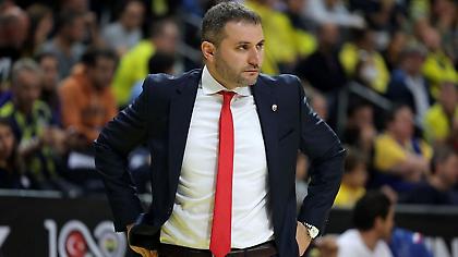 Επίσημα τέλος από Ερυθρό Αστέρα ο Γιοβάνοβιτς