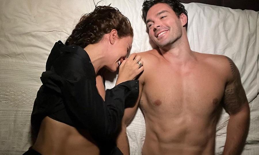 Επιβεβαίωσε την εγκυμοσύνη της η Φουρέιρα με φωτογραφίες δίπλα στον Μποτία