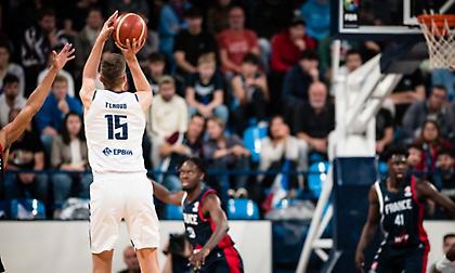 Εντυπωσιακή πρόκριση για Γαλλία, χαλαρά η Ισπανία