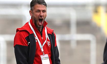 Έτοιμος να αναλάβει την τεχνική ηγεσία της Ρίβερ Πλέιτ είναι ο Ντεμικέλις