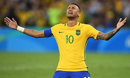 Νεϊμάρ: Ένα ξυπόλητο και πεινασμένο παιδί από τις φαβέλες, εξελίχθηκε σε ηγέτη της εθνικής Βραζιλίας