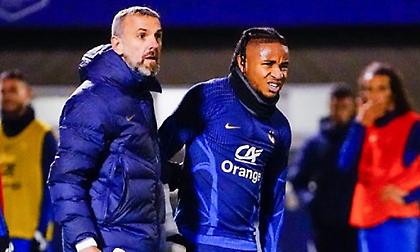 Ενκουνκού: «Άδικα στοχοποιήθηκε ο Καμαβινγκά»