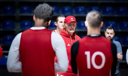 Έκανε πεντάωρη προπόνηση ο Ιβάνοβιτς στον Ερυθρό Αστέρα