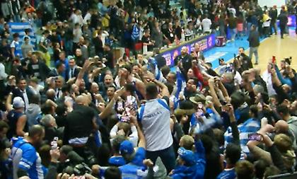 Ένα κουβάρι Ιτούδης, Καλάθης, Παπανικολάου, Λαρεντζάκης και οι άλλοι με τον κόσμο στο Βέλγιο