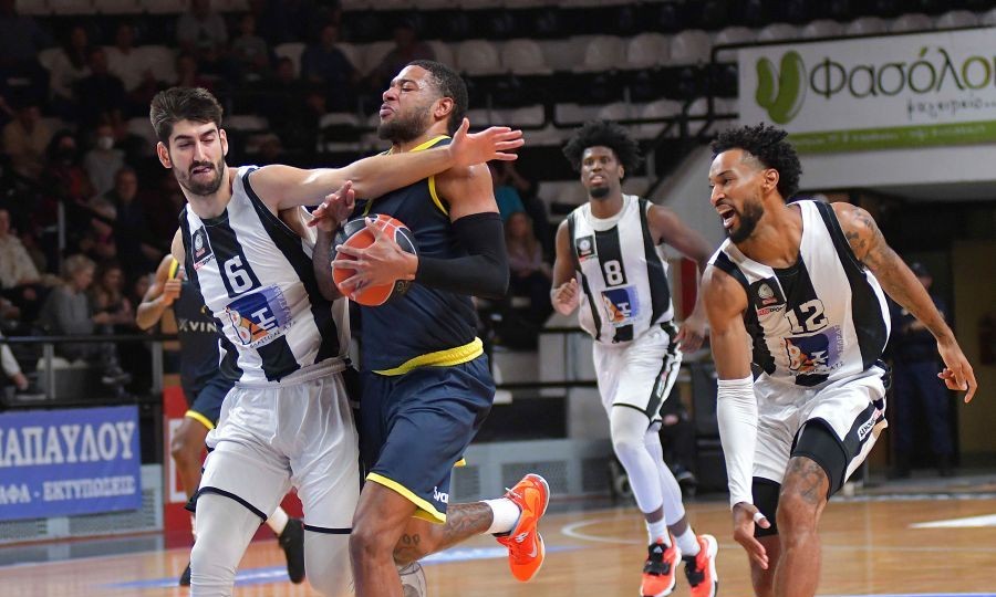 Απόλλων Πάτρας-Λαύριο 71-52