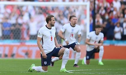 Οι παίκτες της Αγγλίας θα γονατίσουν πριν την πρεμιέρα τους στο Μουντιάλ