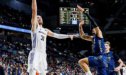 «Τρομακτική» Ρεάλ ισοπέδωσε τη Μούρθια!