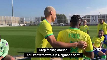 Ο Ριτσάρλισον πήρε σηκωτό τον Φρεντ από τη φωτογράφιση της Βραζιλίας: «Αυτή είναι η θέση του Νεϊμάρ»