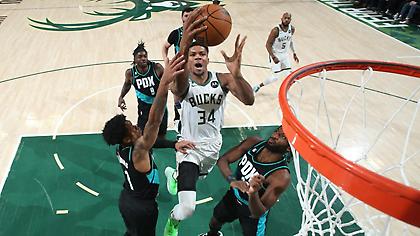 Παραδόθηκαν στον Γιάννη οι Μπλέιζερς!