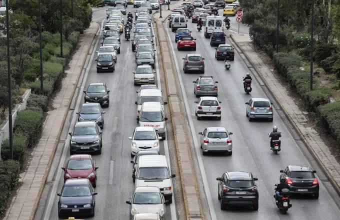 Κίνηση: Ταλαιπωρία αυτήν την ώρα στην Κηφισού