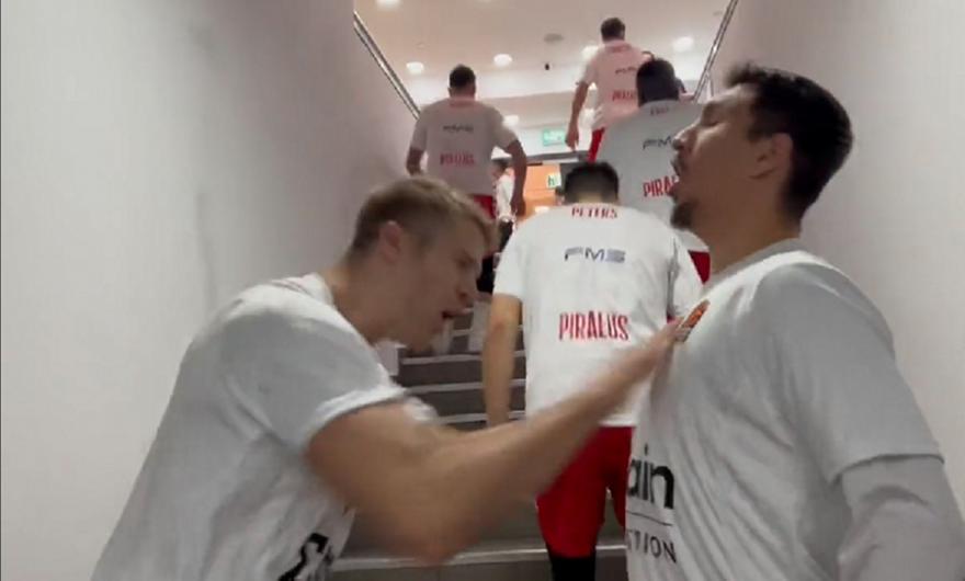 Το τελετουργικό του Ολυμπιακού... έγινε και στο Τελ Αβίβ