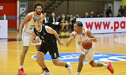 Λυτρωτής ο Κάουαν με «χρυσό» τρίποντο και ο Προμηθέας από... ατσάλι πέρασε από την Πολωνία