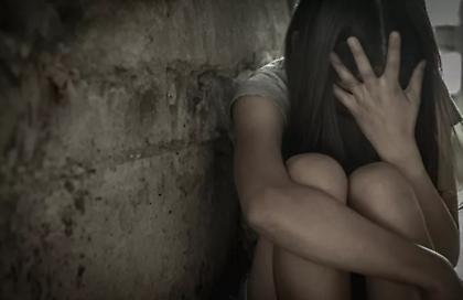 Εφιάλτης για 14χρονη που δέχτηκε σεξουαλική επίθεση μέσα σε τρόλεϊ