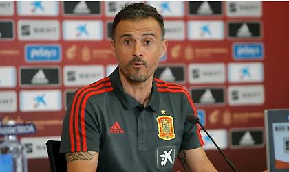 Με Ρόδρι στόπερ και... χωρίς καθαρό φορ η Ισπανία!