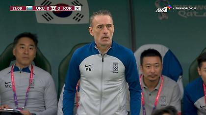 Έξαλλος με τον διαιτητή του Ουρουγουάη-Ν.Κορέα ο Πάολο Μπέντο