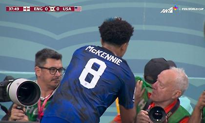 Σκουπίστηκε πάνω σε… φωτογράφο ο ΜακΚένι!