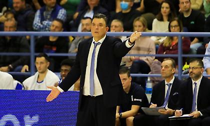 Αγγέλου: «Έχουμε ένα πρόβλημα: Δεν βγάζουμε ανακοινώσεις»!