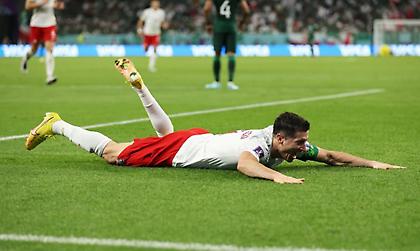 Έσπασε την κατάρα σε Μουντιάλ ο Λεβαντόφσκι και… δάκρυσε!