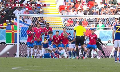 Απείλησε με απευθείας εκτέλεση φάουλ ο Σόμα