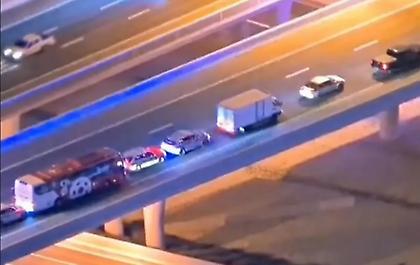 Τράκαρε με περιπολικό πριν το ματς το πούλμαν της Ελβετίας