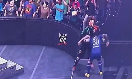 O Oτσόα πλακώνει τον Μέσι σε... video game