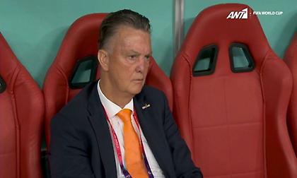 Το τρομακτικό βλέμμα του Φαν Χάαλ στην προθέρμανση της Ολλανδίας