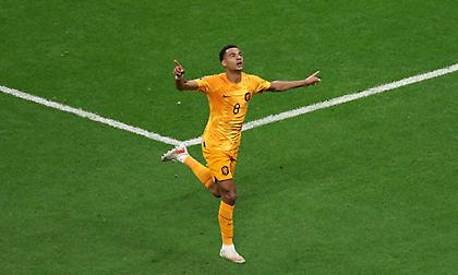 Αστάμητος Γκάκπο, «κάρφωσε» και το Κατάρ και έφτασε τα τρία γκολ!