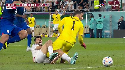 Το πέναλτι που ζήτησαν οι Ιρανοί στις καθυστερήσεις στο ματς με τις ΗΠΑ