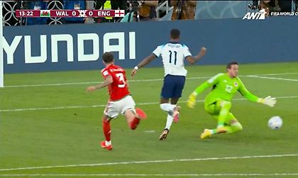 Η απόκρουση του Γουόρντ στο τετ α τετ με τον Ράσφορντ