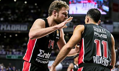 Βεζένκοφ: «Το παιχνίδι μου εξαρτάται 100% από Σλούκα και Γουόκαπ»